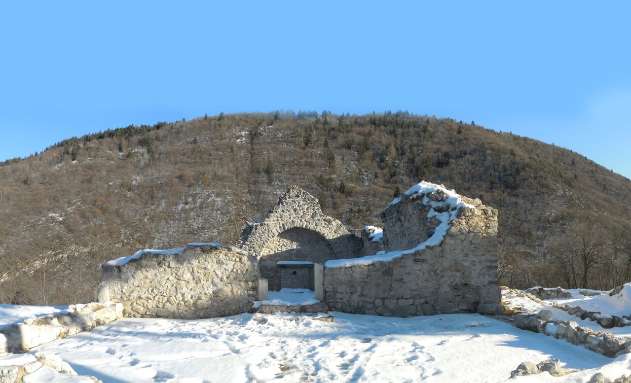 Sito archeologico S. Martino sotto la neve | © Associazione Giovane Judicaria, Garda Trentino 